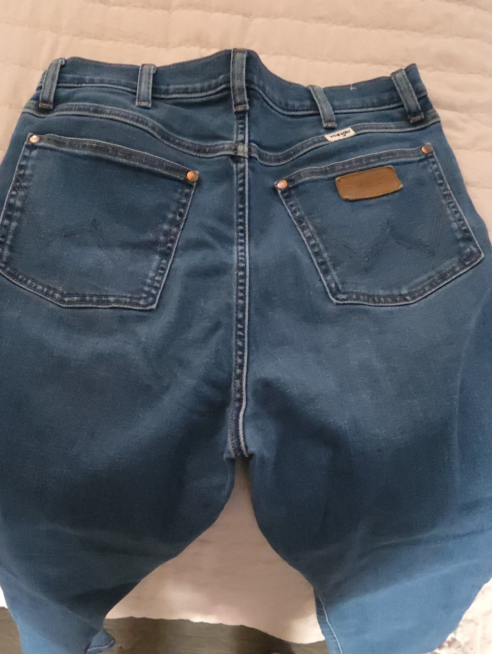 Wrangler Men's Dark Blue Relaxed Fit Denim Jeans